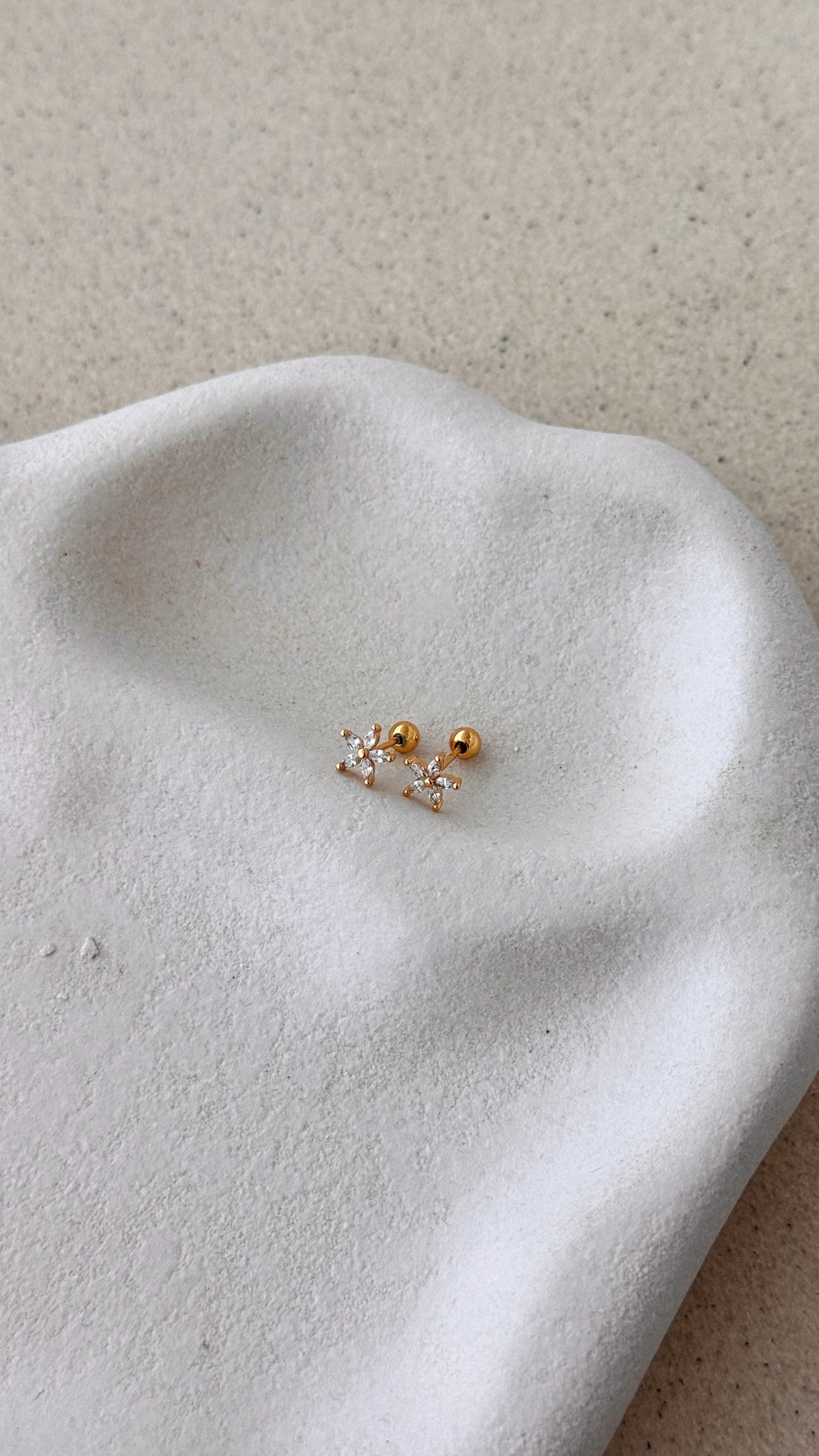 Zoe Earrings - Gold