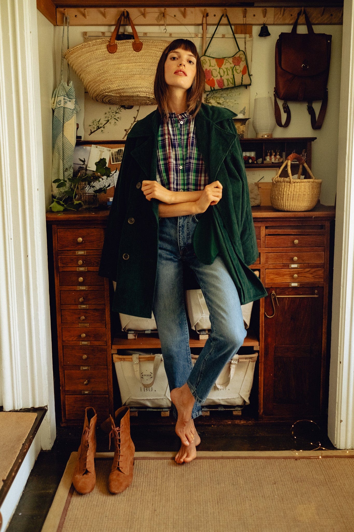 Brooke Mid Rise Slim Fit Jean in Montecito