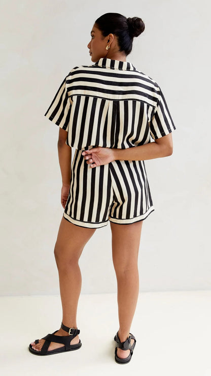 Piper Shorts - Black/Beige Stripe